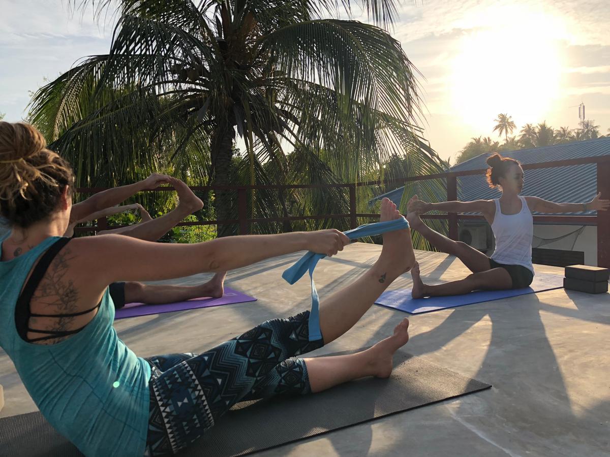 Surf Yoga Retreat Himmafushi Otel Dış mekan fotoğraf